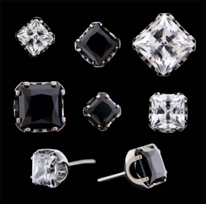 Axel Square CZ Prong Set Threadless End