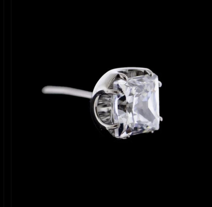 Axel Square CZ Prong Set Threadless End