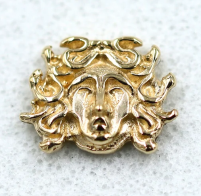 Min Medusa 14k Gold Threadless End