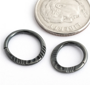 Ripley Niobium Seam Ring